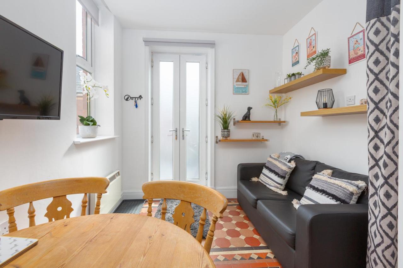Charles Alexander Short Stay - Clifton Drive Beach Retreat Lytham St. Annes Eksteriør bilde