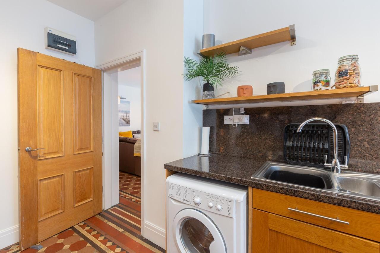 Charles Alexander Short Stay - Clifton Drive Beach Retreat Lytham St. Annes Eksteriør bilde