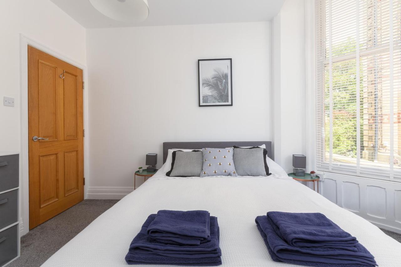 Charles Alexander Short Stay - Clifton Drive Beach Retreat Lytham St. Annes Eksteriør bilde