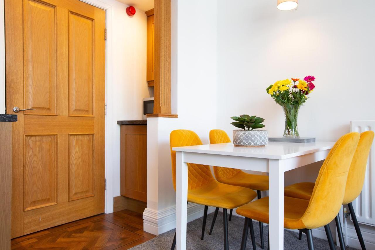 Charles Alexander Short Stay - Clifton Drive Beach Retreat Lytham St. Annes Eksteriør bilde