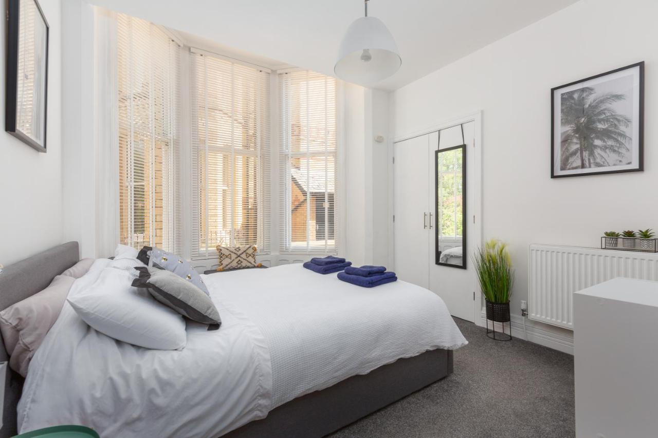 Charles Alexander Short Stay - Clifton Drive Beach Retreat Lytham St. Annes Eksteriør bilde