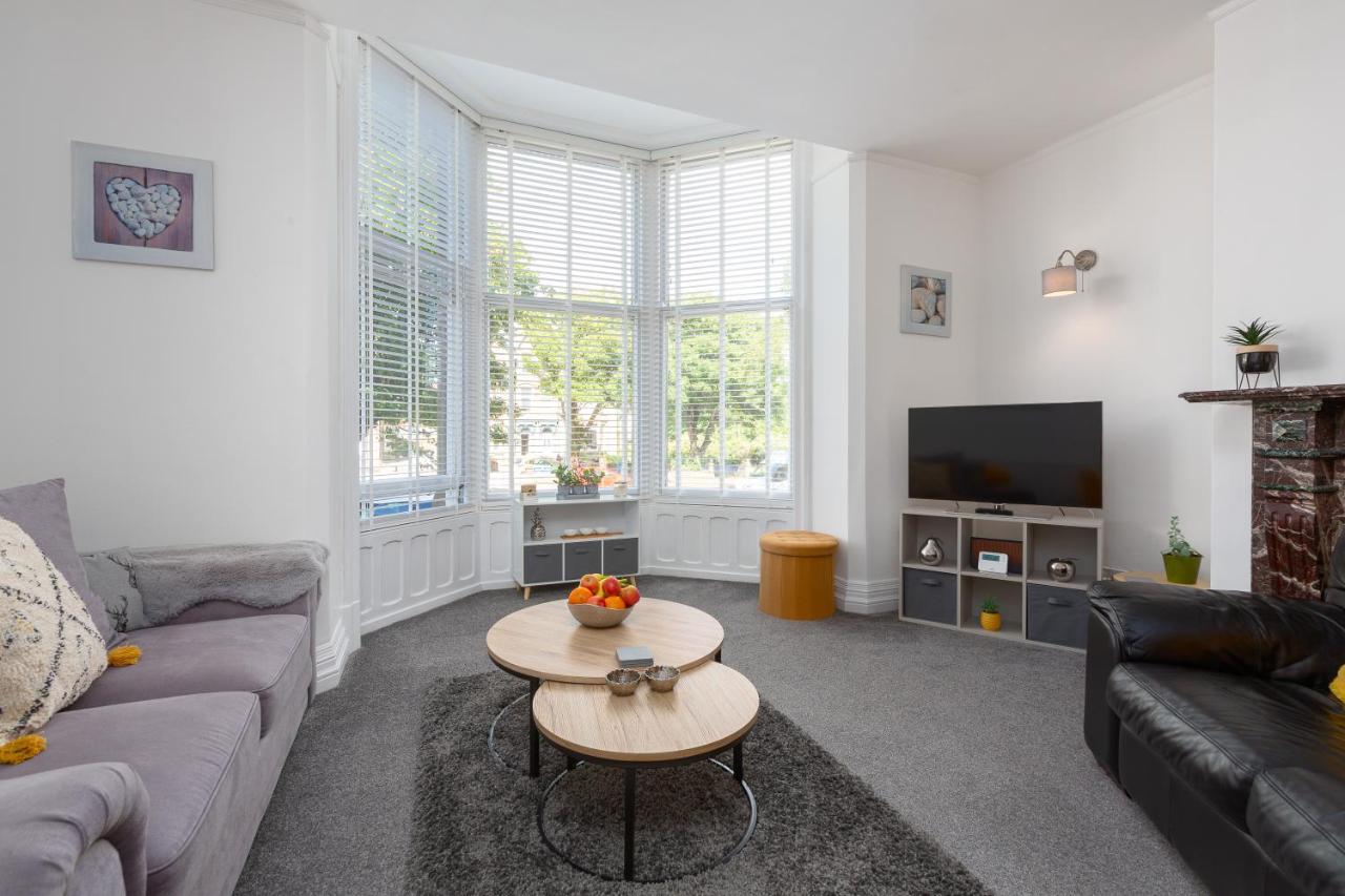 Charles Alexander Short Stay - Clifton Drive Beach Retreat Lytham St. Annes Eksteriør bilde
